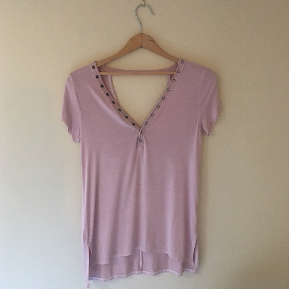 American Eagle Soft & Sexy T in dusty rose pink.